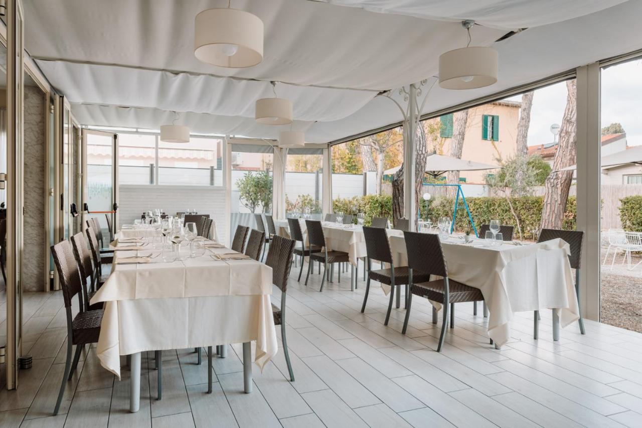 Hotel Milton Marina di Pietrasanta Buitenkant foto