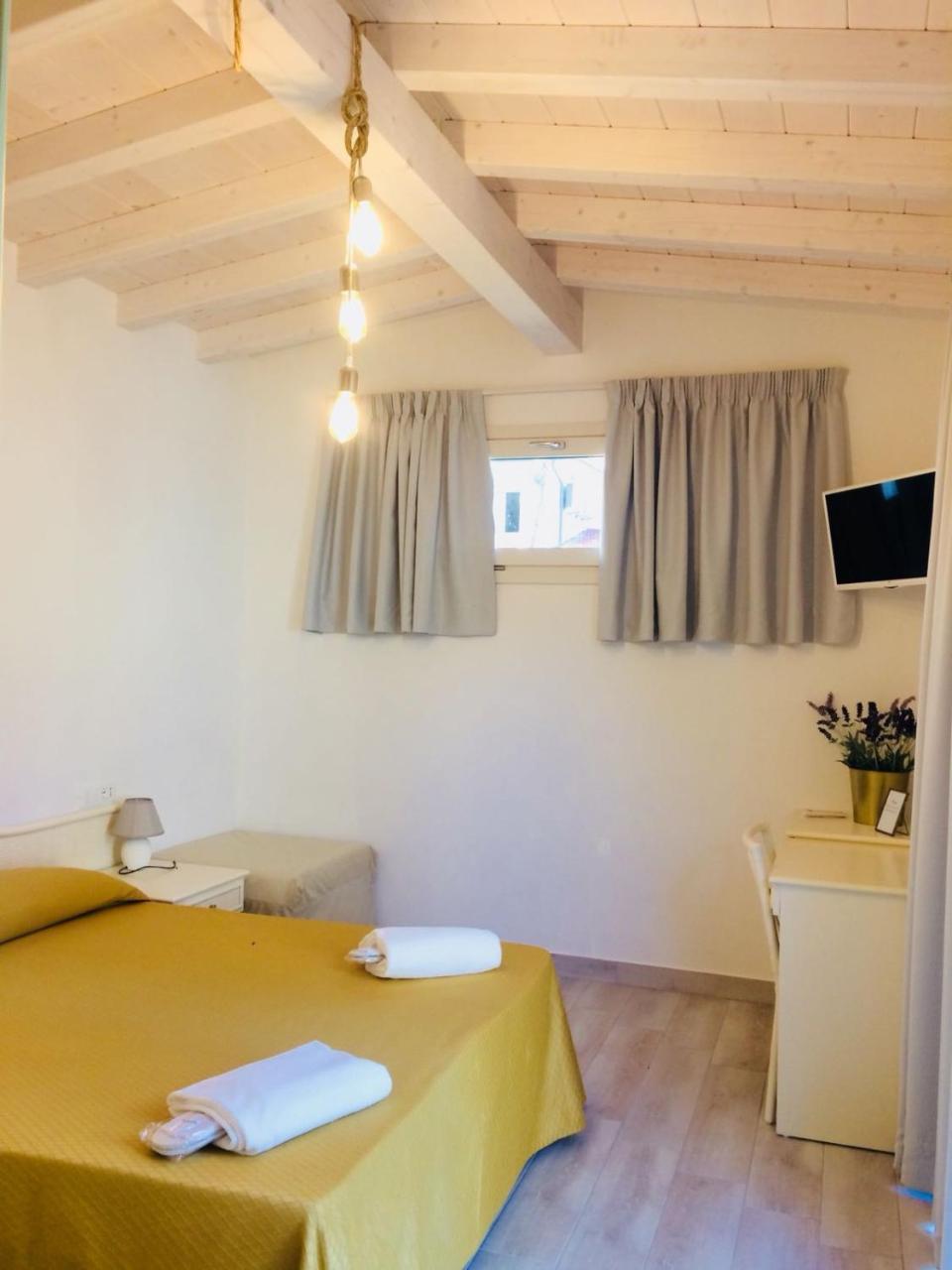 Hotel Milton Marina di Pietrasanta Buitenkant foto